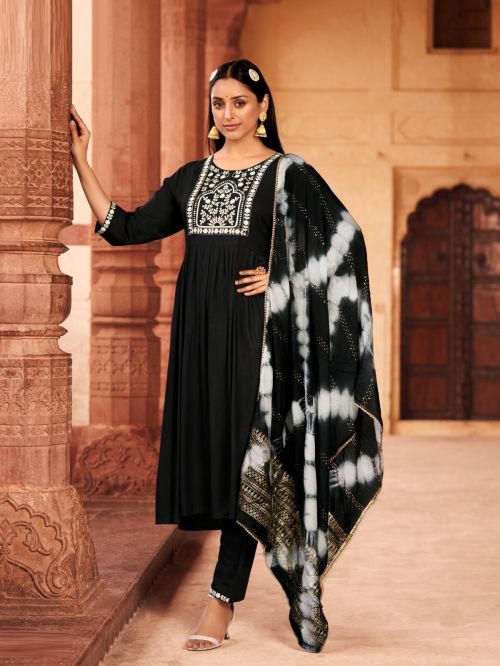 Wanna Kashvi Naira Cut Kurti With Bottom Dupatta
