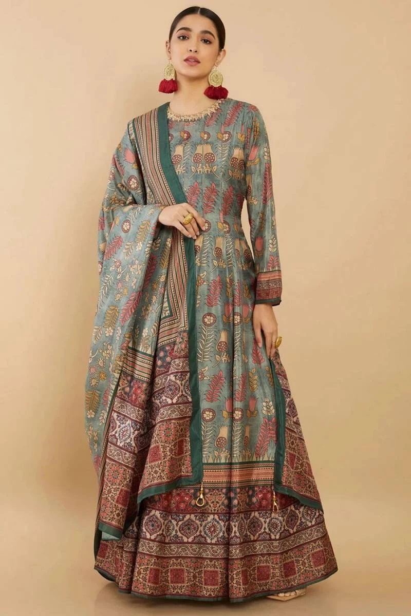 Kalishta 1001 To 1004 Fancy Printed Designer Long Gown Collection