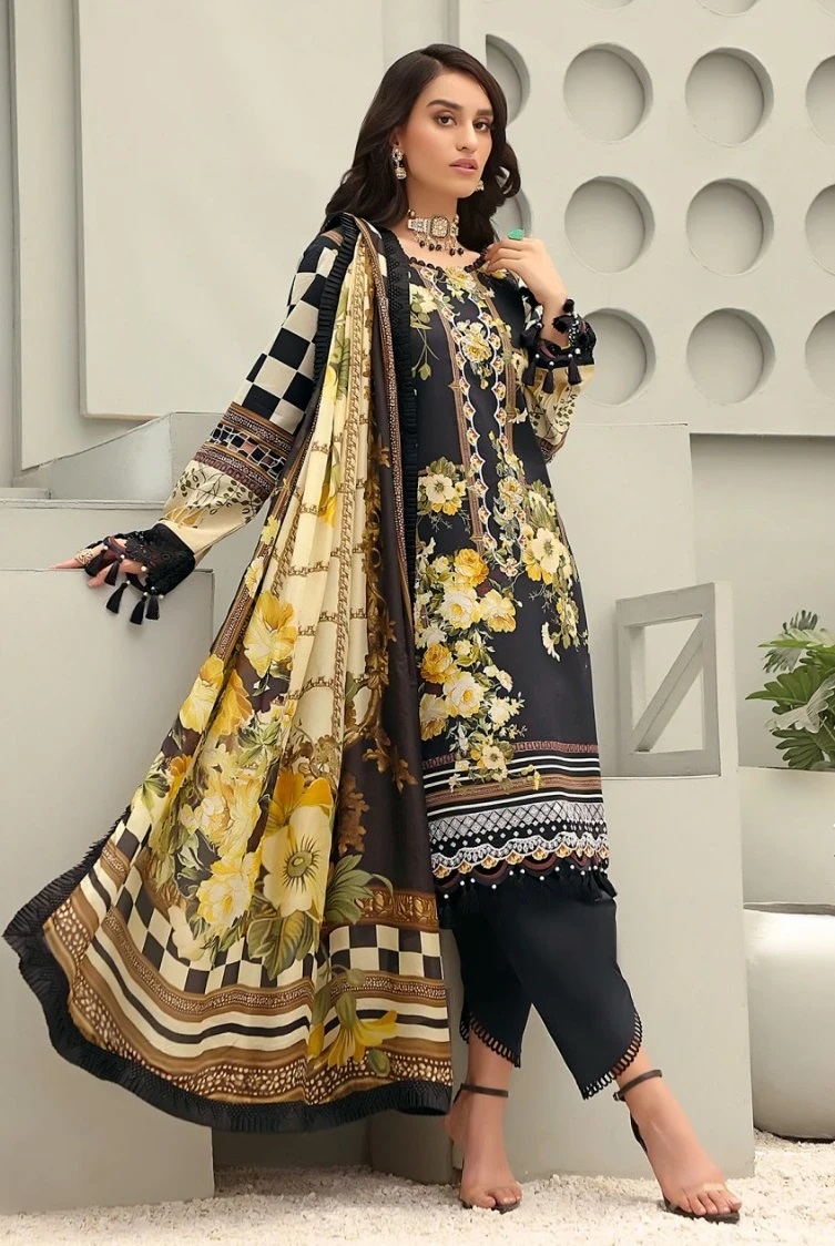Taj 420 And 421 Pakistani Salwar Kameez With Chiffon Dupatta
