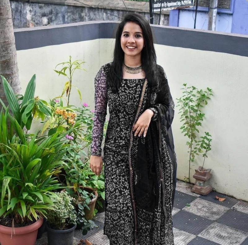 Bt 84 Beautiful Silk Kurti Pant With Dupatta Collection