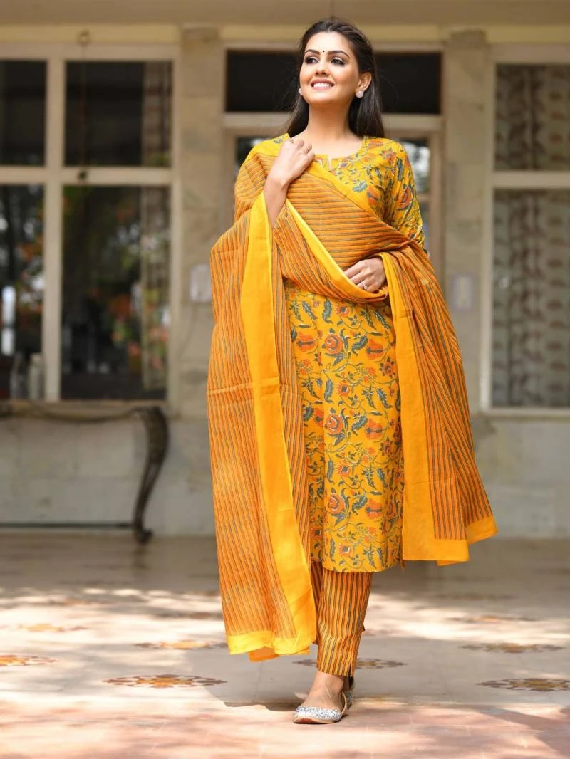 Dt Smriti Handblock Cotton Kurti Bottom With Dupatta Collection