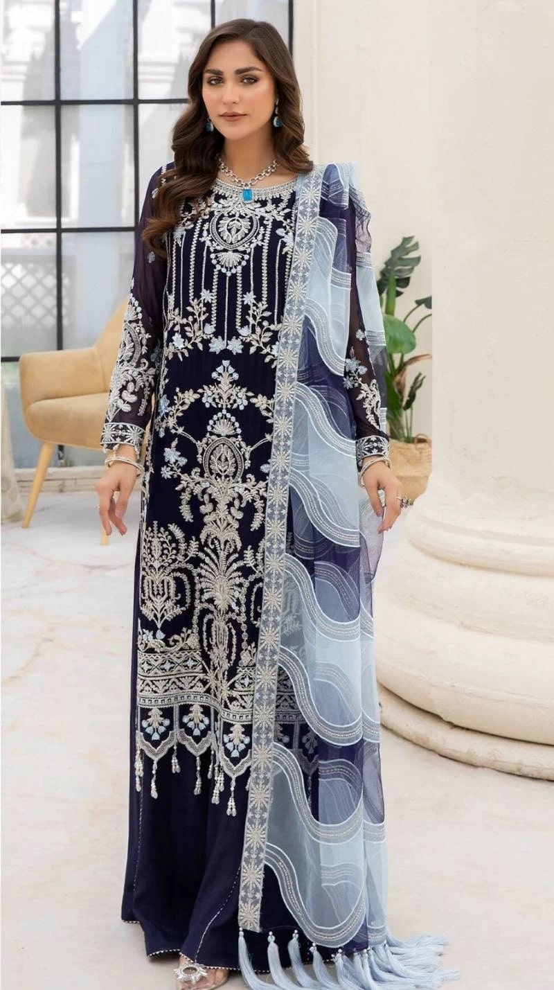 Mahnur M 102 Designer Pakistani Salwar Kameez