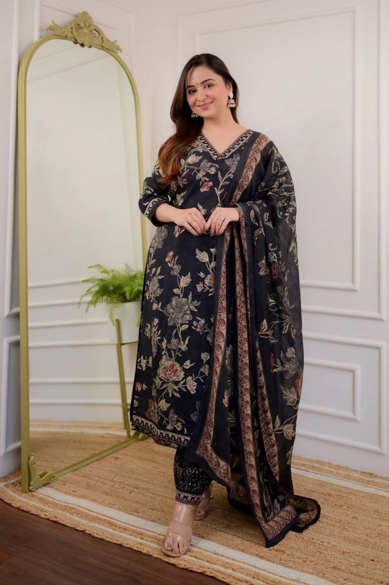 Saanvi 7016 Afgani Kurti Pant With Dupatta Collection