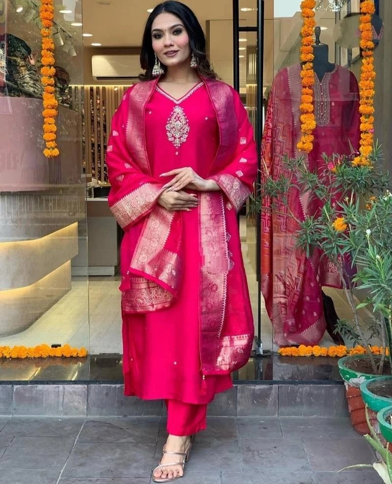 Pankhudi 01 Chanderi V Neck Kurti Bottom With Dupatta Collection