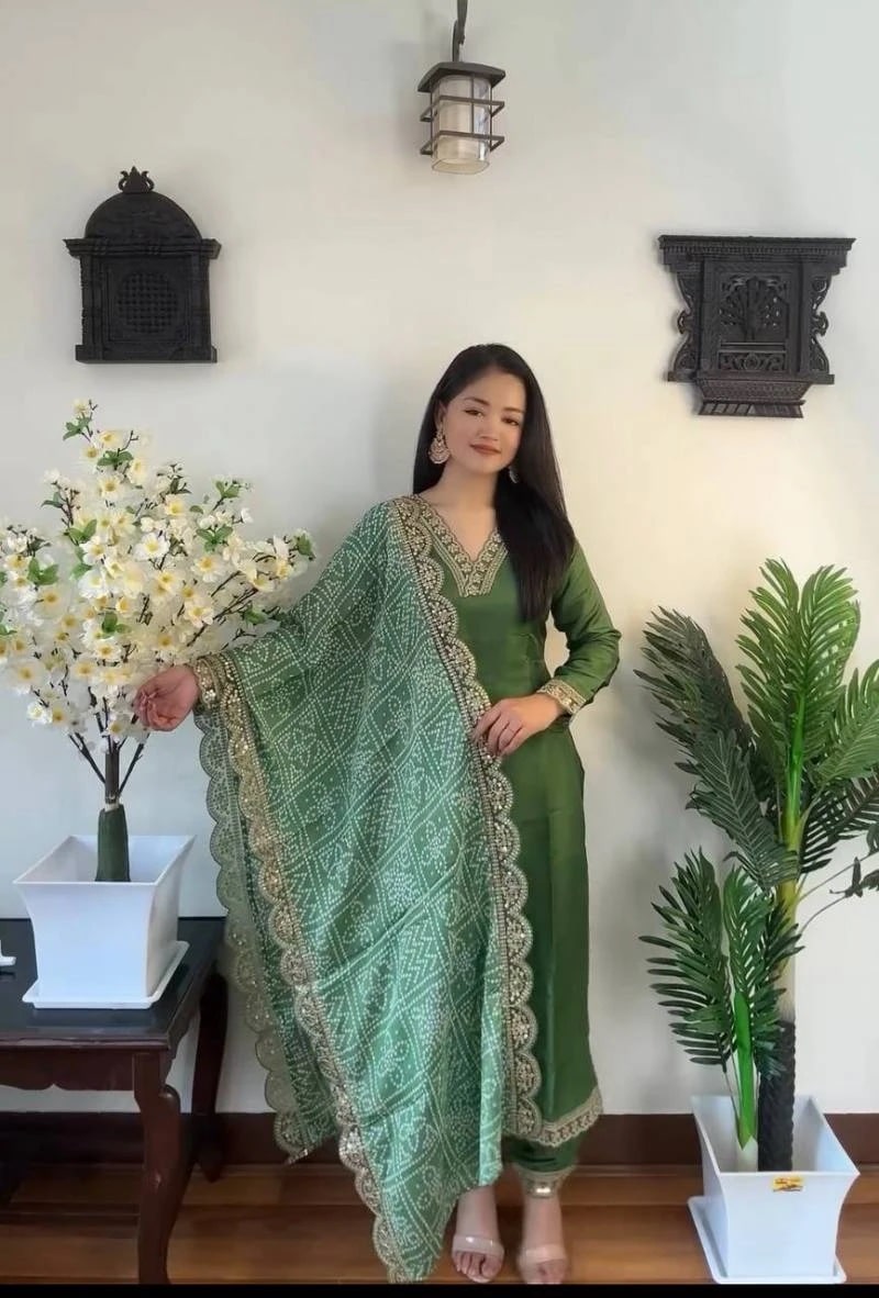 BT 100 Embroidery Kurti Bottom With Dupatta