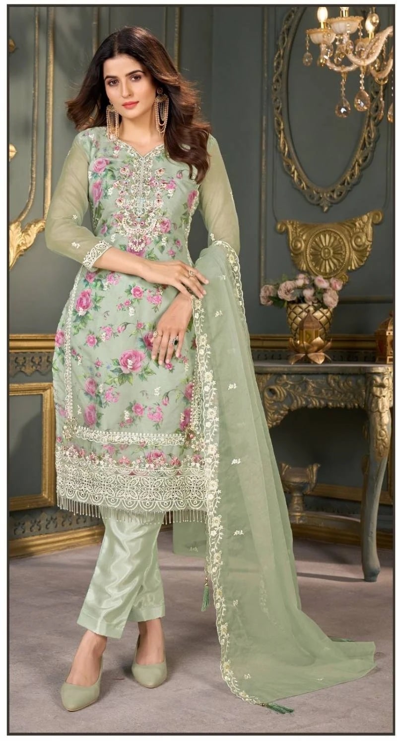 Bilqis B 53 A TO D Pakistani Salwar Kameez Collection