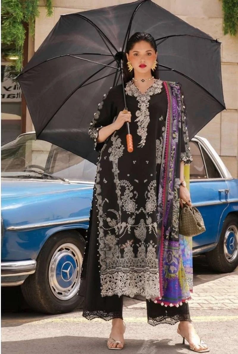 Shraddha 11001 And 11002 Pakistani Chiffon Dupatta Suits
