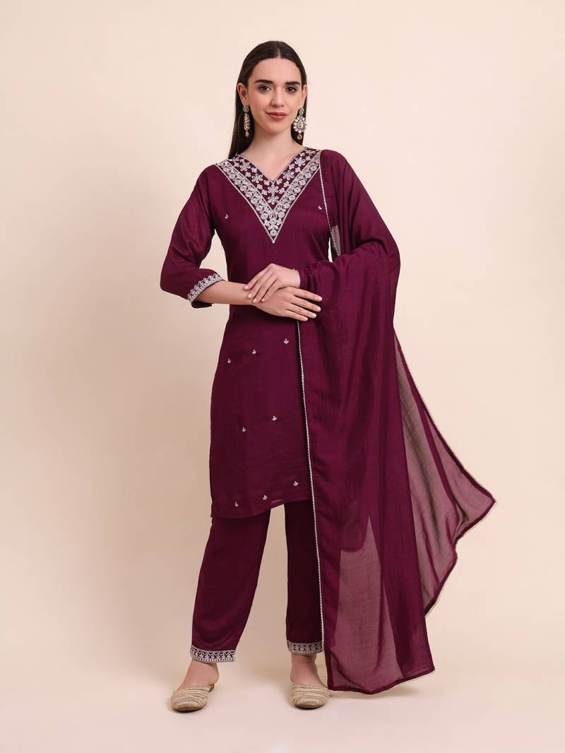 Kaavi Silk Blend Embroidery Kurta Bottom With Dupatta Collection