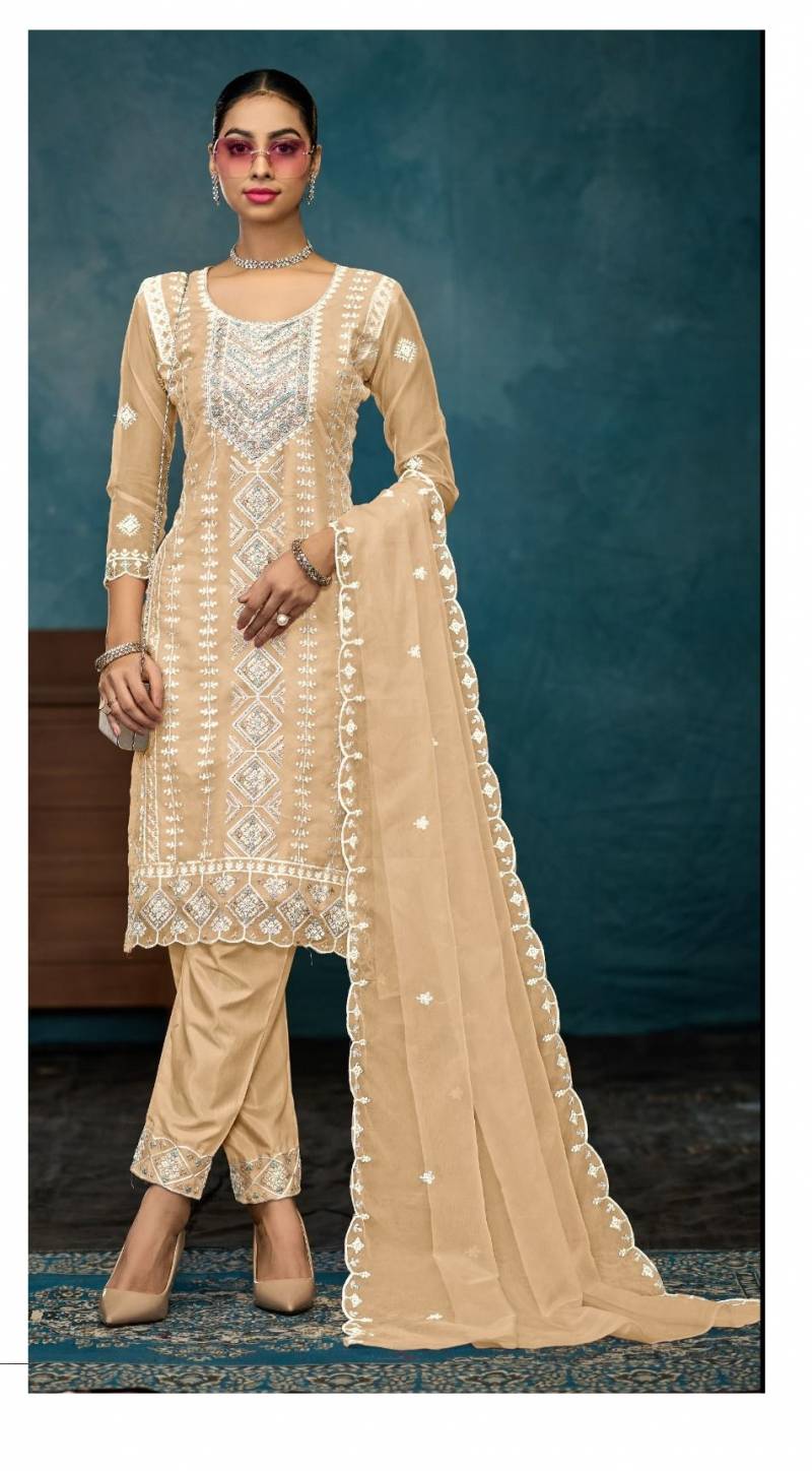 Bilqis B 124 Pakistani Salwar Suits Collection