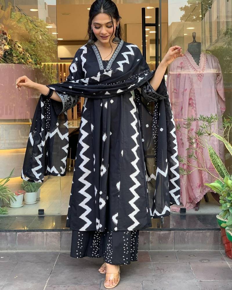 Dhruvi 264 Black Kurti Bottom With Dupatta