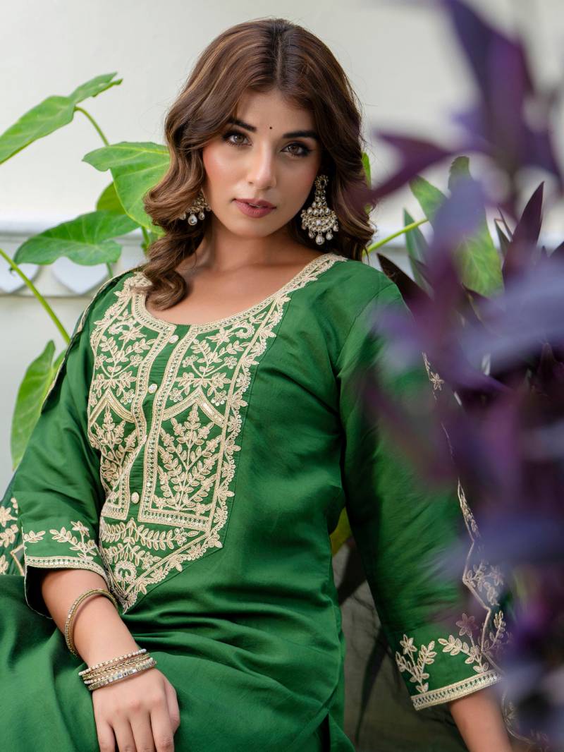 Vredevogel Vaisakhi Silk Embroidery Kurti Bottom With Dupatta Collection