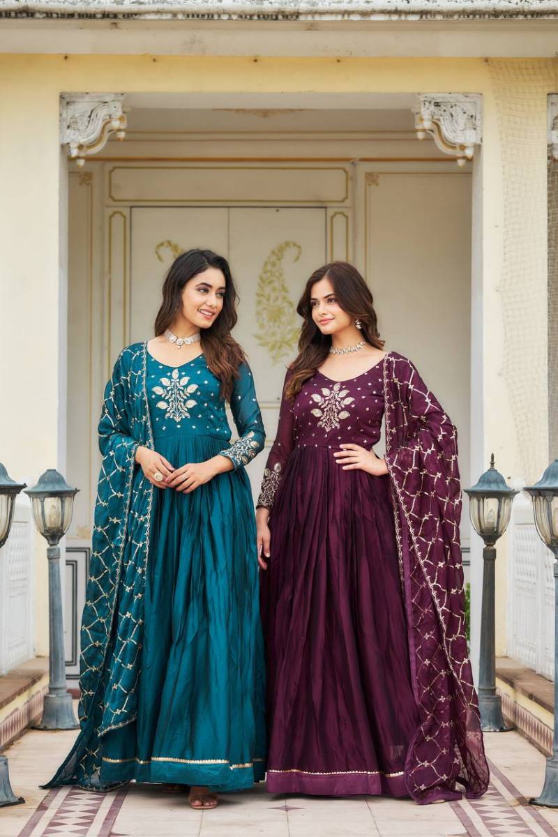 Sn 2371 Embroidered Gown With Dupatta Collection