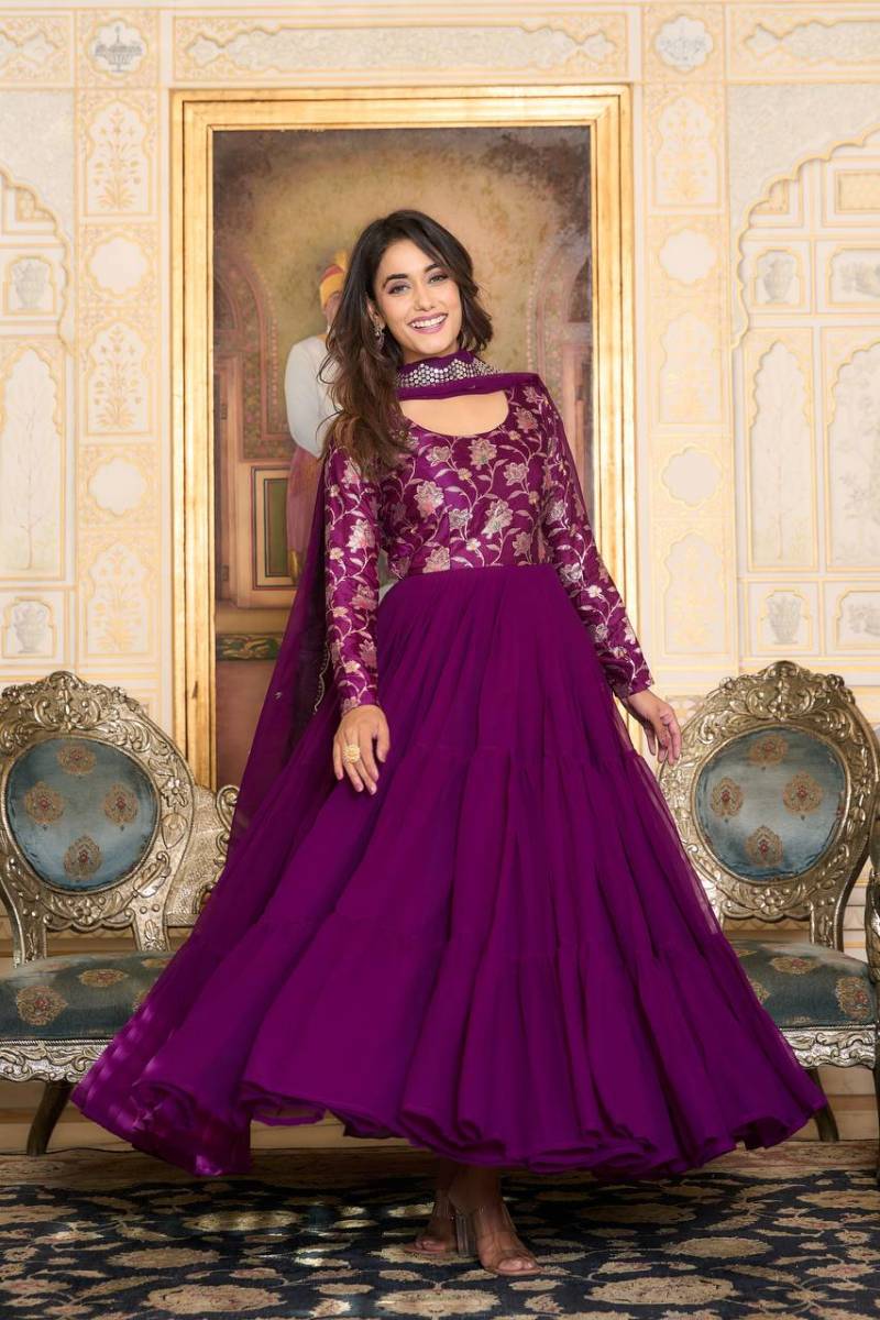 Sn 2387 88 Stunning Georgette Designer Gown With Dupatta Collection