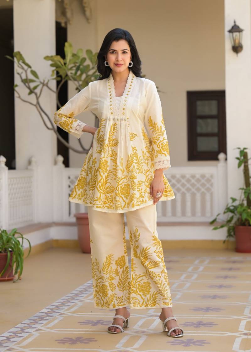 Tanyaa P 183 Mul Soft Cotton Kurti With Bottom Collection