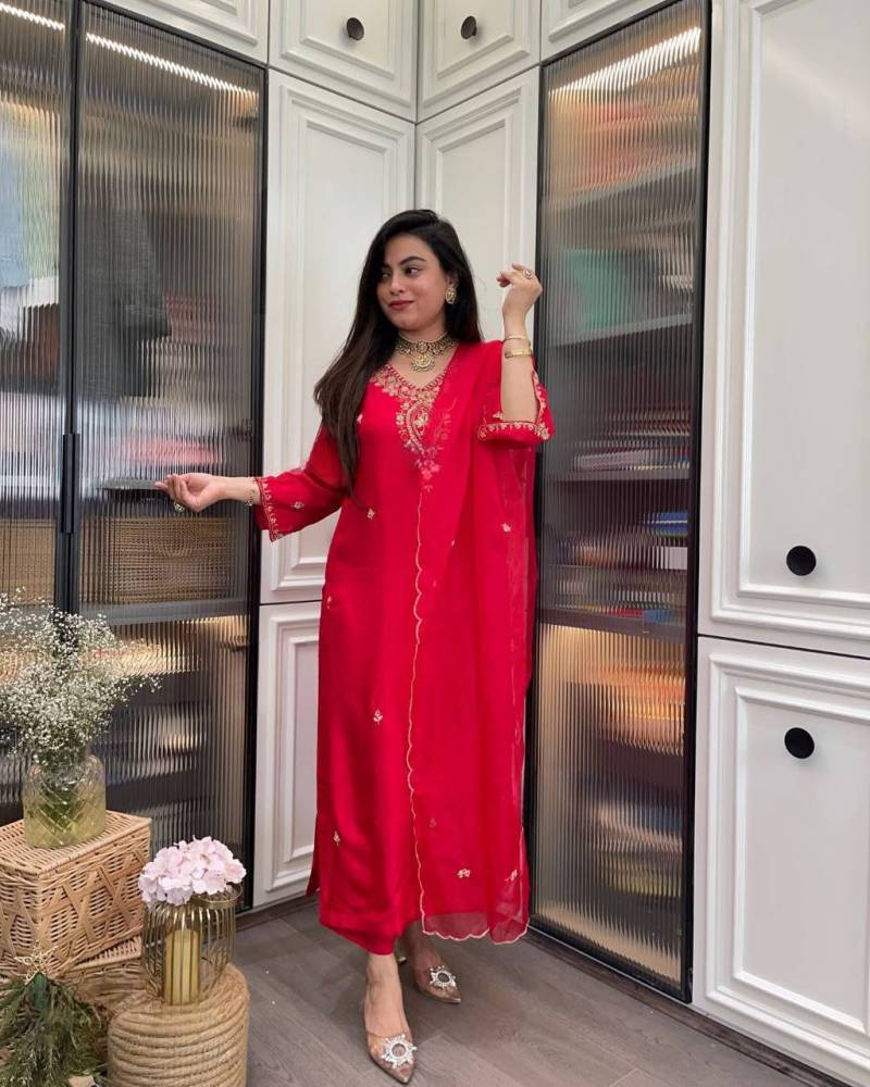 Alisha Red 01 Designer Kurti Bottom With Dupatta